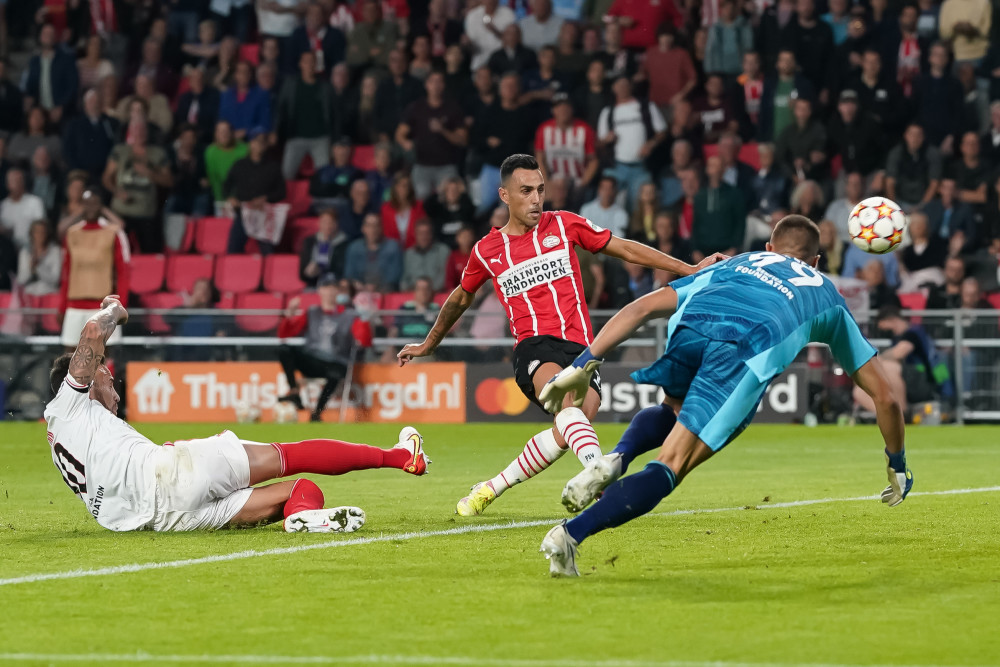 是费兰进球 是费兰进球