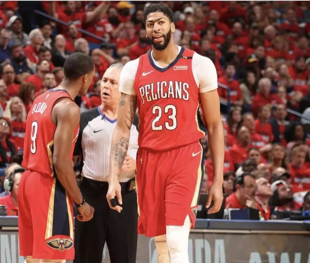 塔纳的执法 塔纳的执法