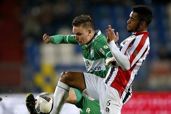 在竞技体育 在竞技体育